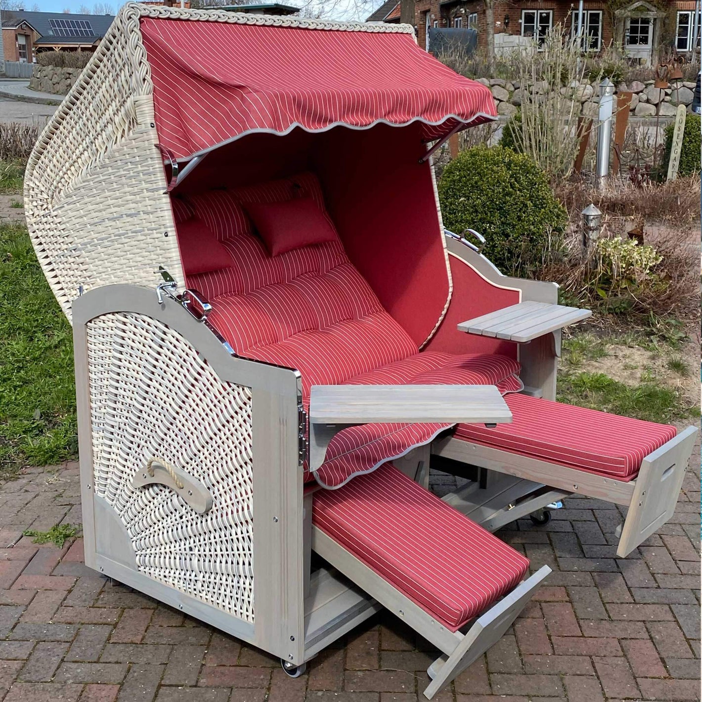 Priess Meister Strandkorb grau rot