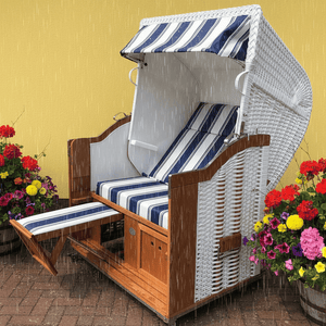 Strandkorb Sonnenpartner Classic weißes Geflecht mit blau weiß grau Streifen, Holz lasiert, PVC-Folie 630, wetterfest im Regen