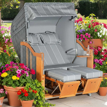 Strandkorb Cassic onix mit Dessin 198 im Garten bei den Blumen